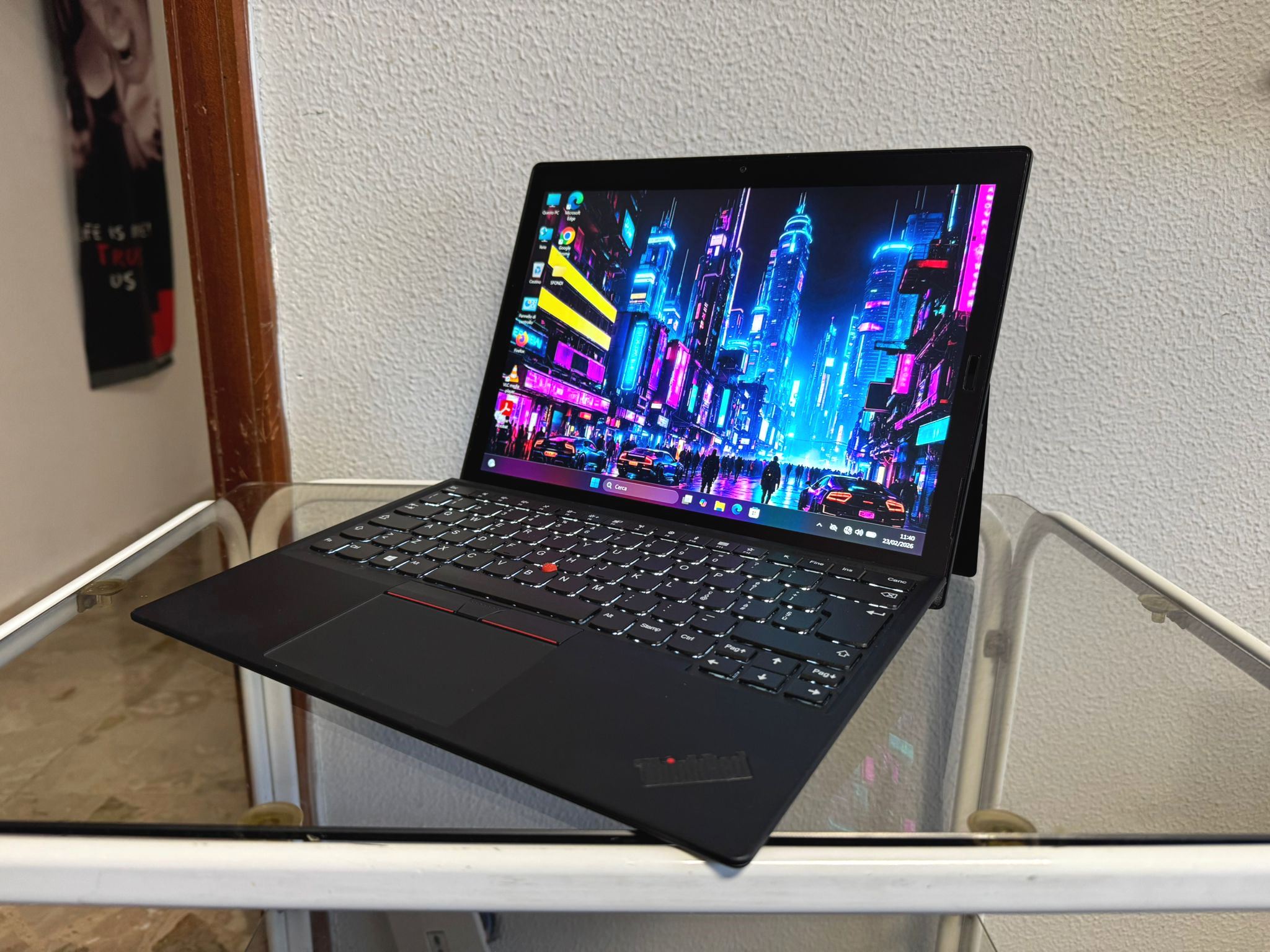 NOTEBOOK LENOVO THINKPAD X1 TABLET GEN 3 - 2 IN 1 - DISPLAY 13" 3000X2000 TOUCHSCREEN – INTEL I5, 8GB RAM, SSD 512GB WINDOWS 11 PRO - immagine 3