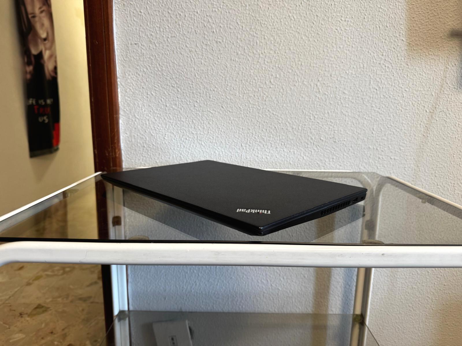 NOTEBOOK LENOVO THINKPAD T14S AMD RYZEN 5 PRO 4650U RAM 8GB SSD 256GB DISPLAY 14" FULL HD TOUCHSCREEN WINDOWS 11 PRO - immagine 3